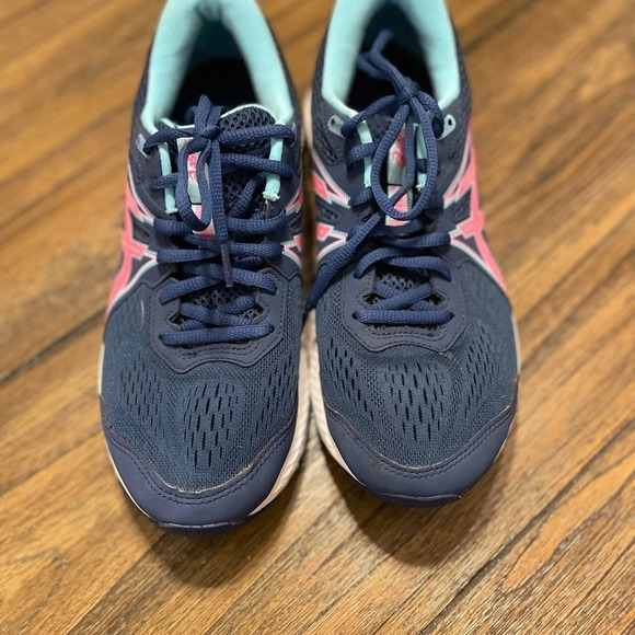 Asics Women’s Gel Contend 7 Running Shoes Size 9 Sneakers Workout Gym Comfort - Picture 2 of 8